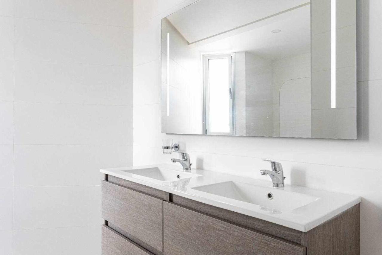 אדחה Ocean Garden Suite 1002 Penthouse With Seaviem מראה חיצוני תמונה